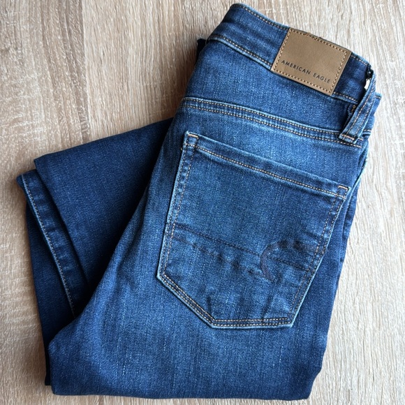 American Eagle Super Stretch Hi-Rise Jegging Crop Jeans in dark wash - 00R - Picture 2 of 5